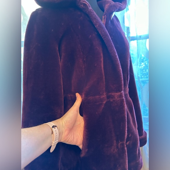 Dennis Basso faux fur coat - Picture 3 of 15